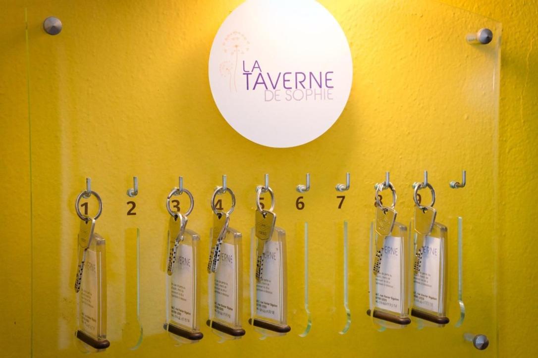 La Taverne Uzès Eksteriør bilde